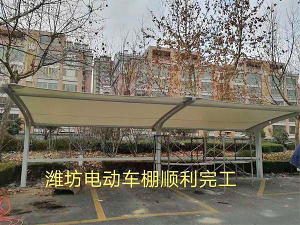 潍坊电动车棚顺利完工